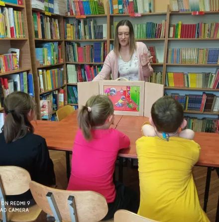 LEKCJE BIBLIOTECZNE – TEATRZYK KAMISHIBAI I ORIGAMI