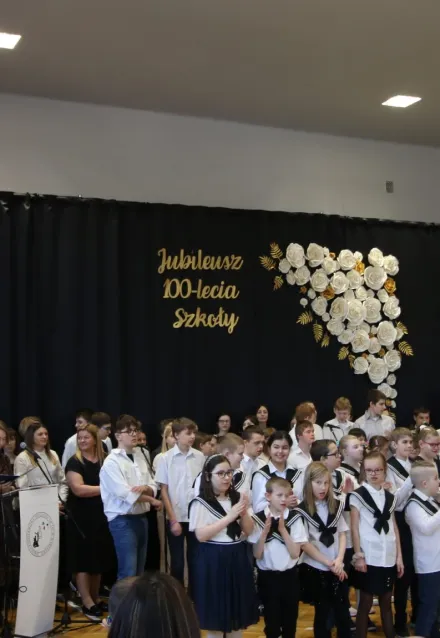 Uroczystość z okazji 100-lecia szkoły