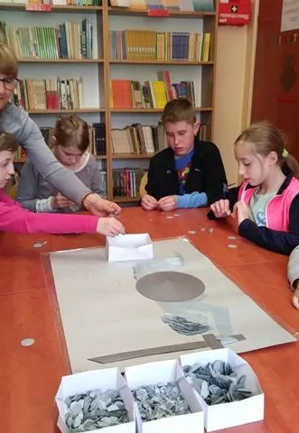 SYRENKA WARSZAWSKA Z ORIGAMI