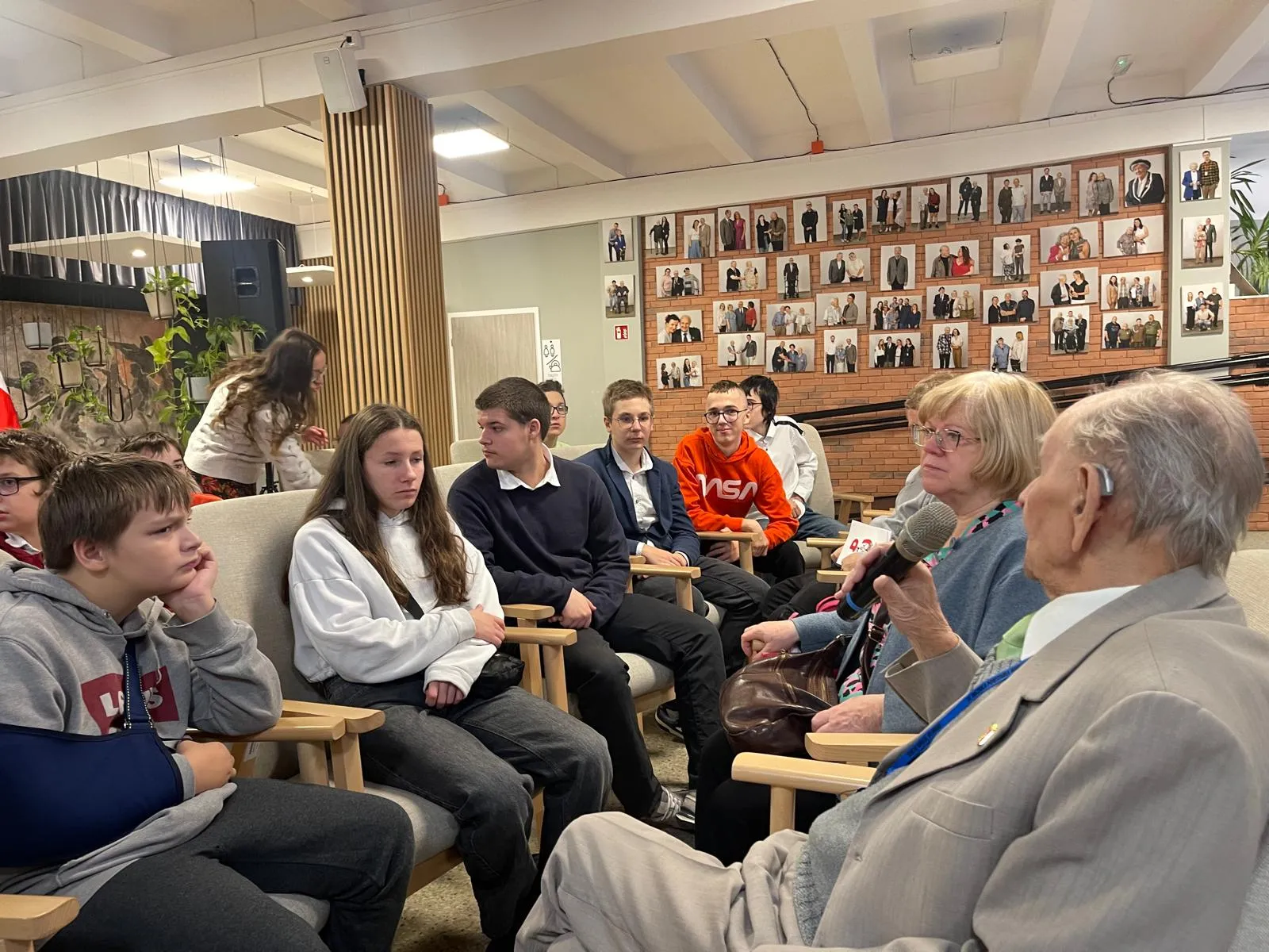 Powstańcy warszawscy