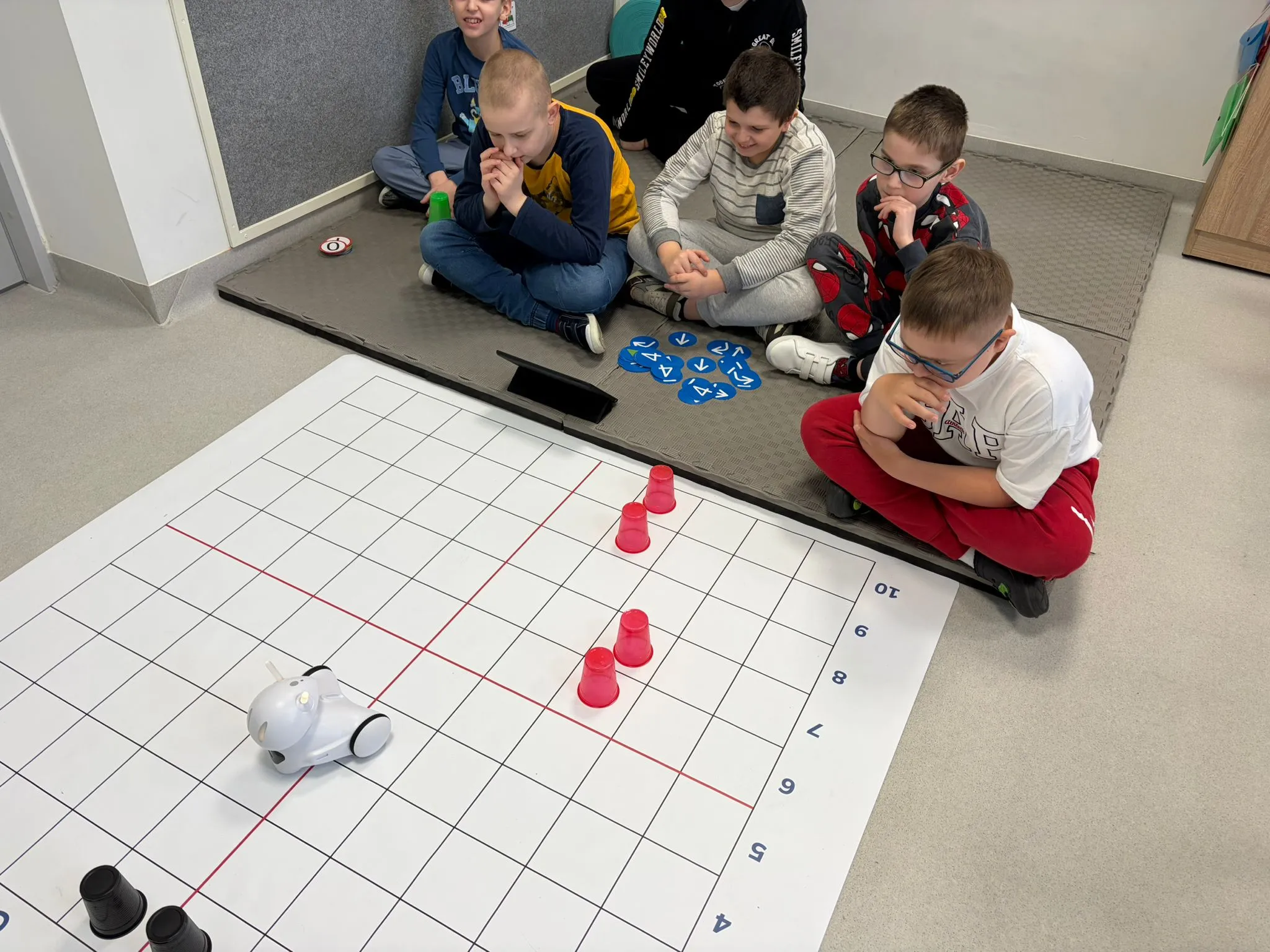 Zajęcia z wykorzystaniem robotyki i programowania (2828)