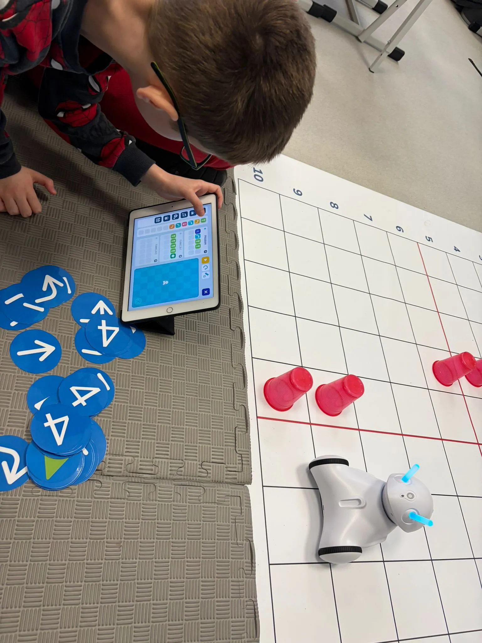 Zajęcia z wykorzystaniem robotyki i programowania (2828)