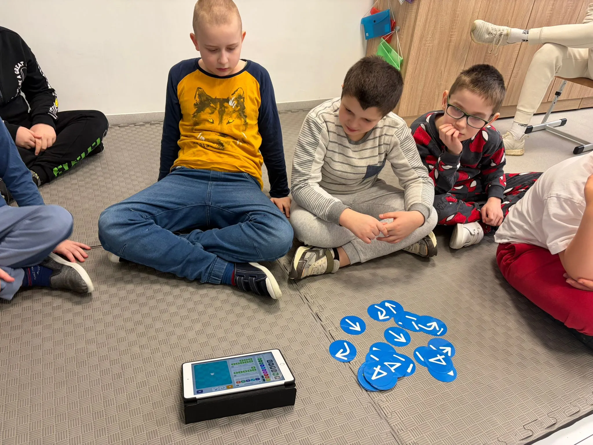 Zajęcia z wykorzystaniem robotyki i programowania (2828)