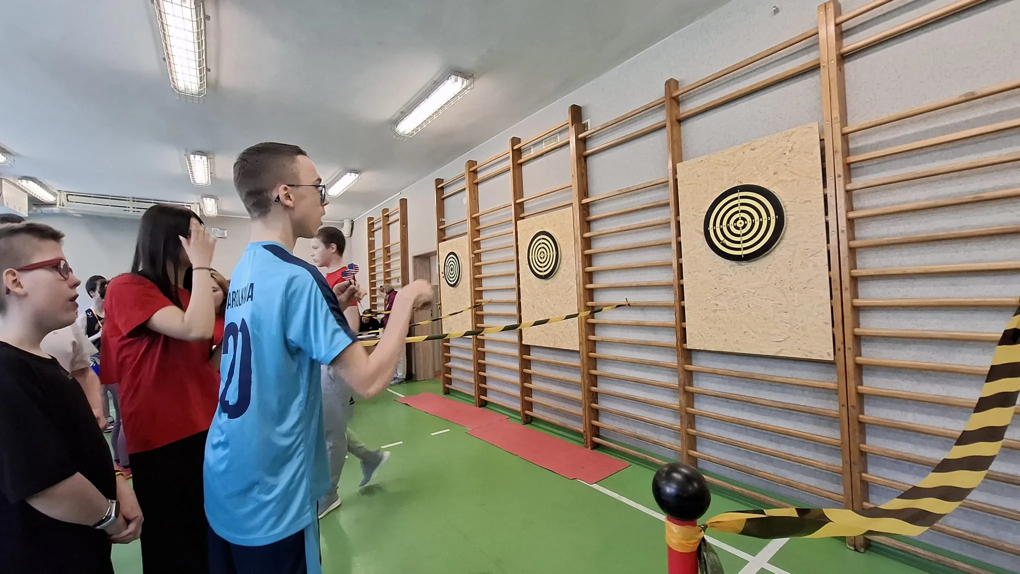 Sukces naszej uczennicy w zawodach sportowych w rzutki