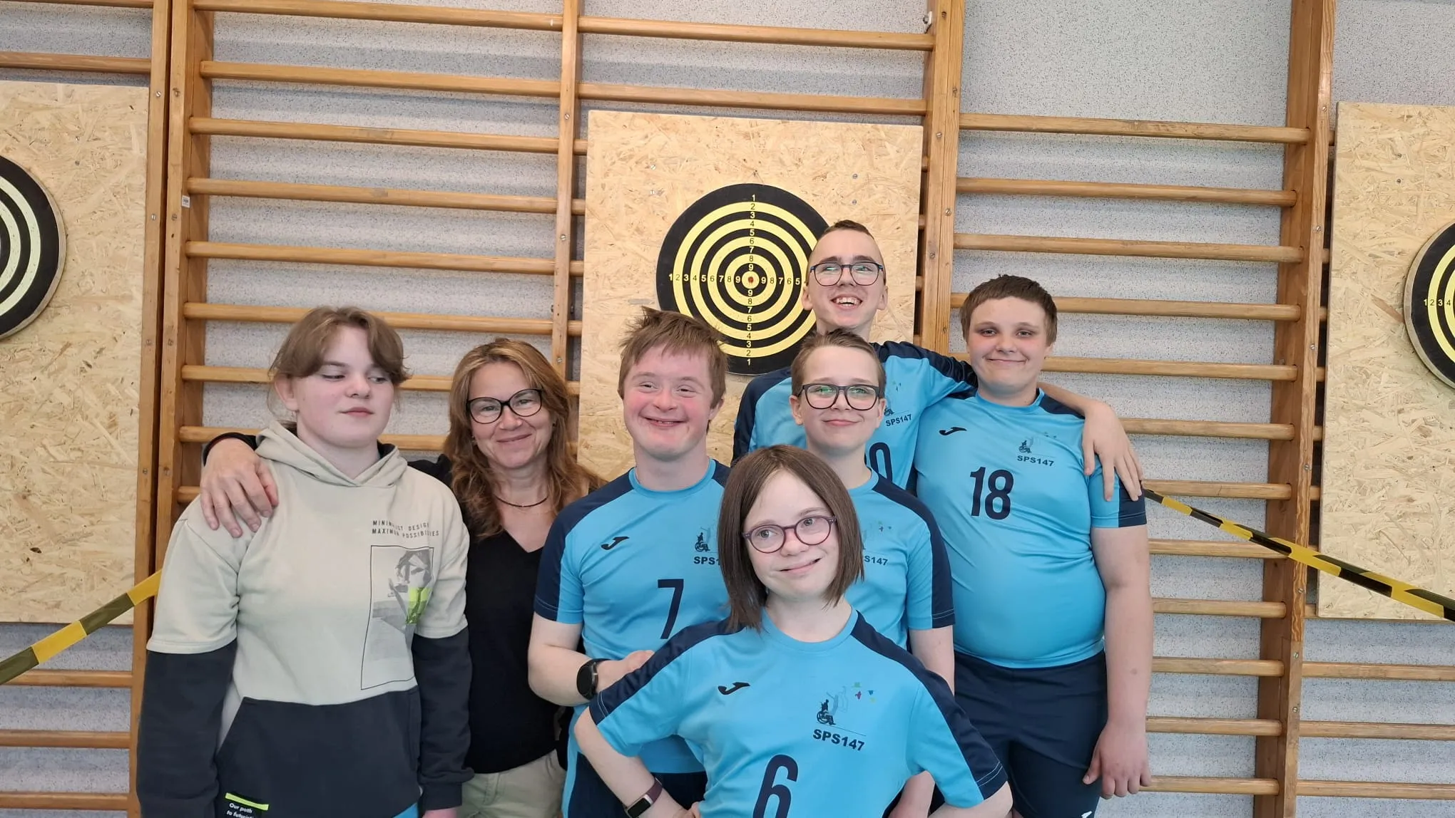 Sukces naszej uczennicy w zawodach sportowych w rzutki