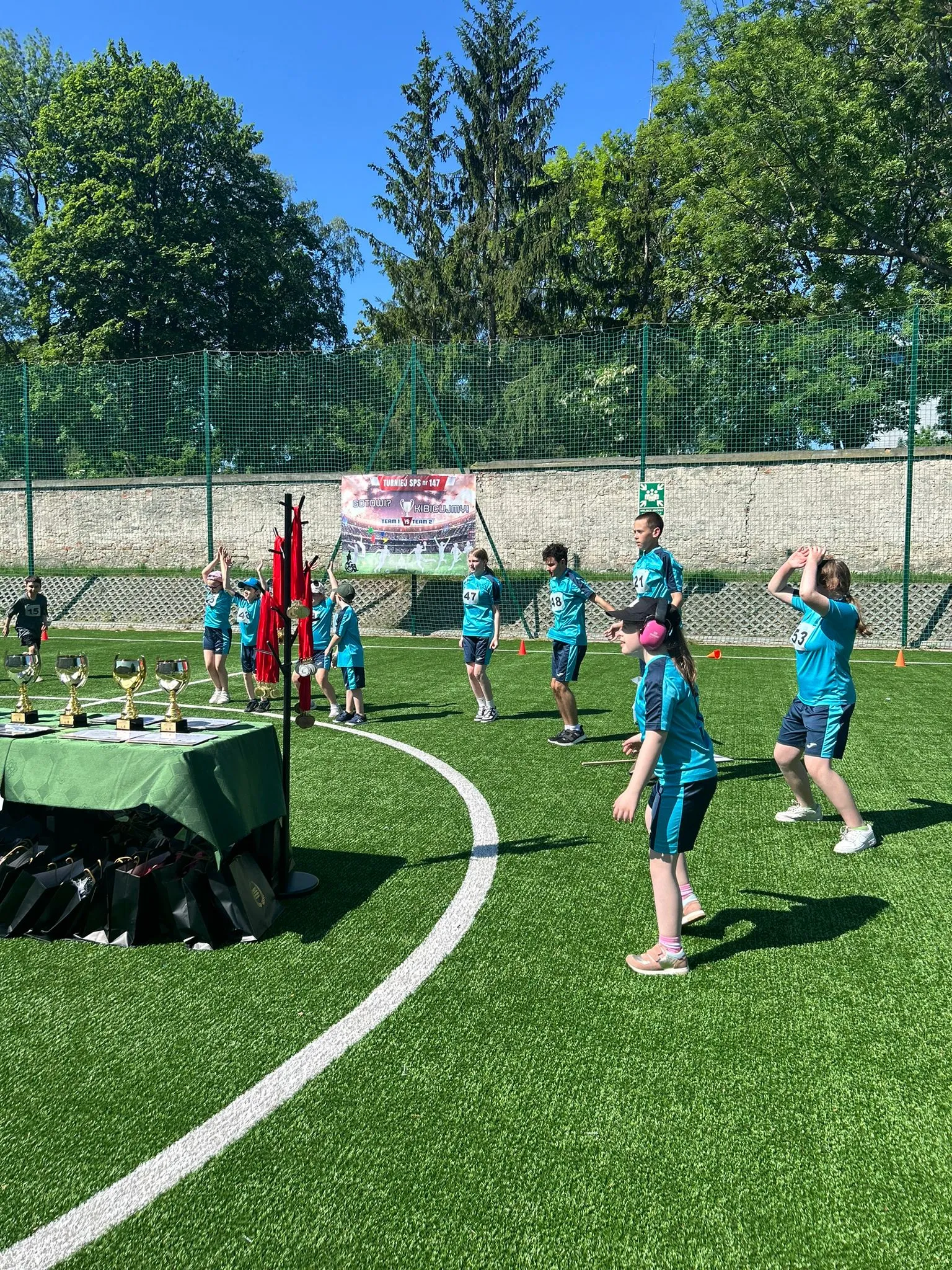 I Międzyszkolna Olimpiada Sportowa w SPS nr 147