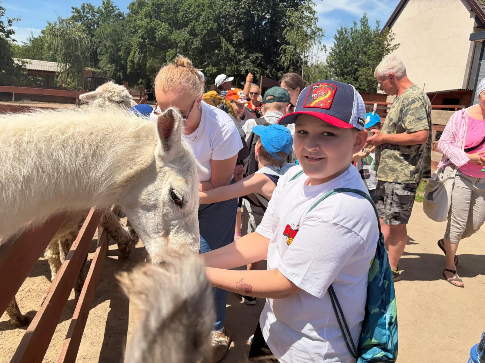 Wycieczka uczniów klas I–III na farmę w Goławicach