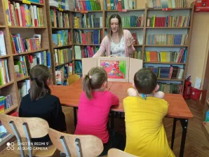 LEKCJE BIBLIOTECZNE – TEATRZYK KAMISHIBAI I ORIGAMI