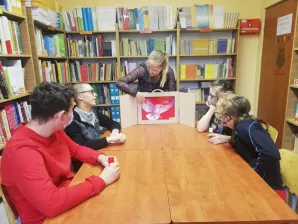 LEKCJE BIBLIOTECZNE – „CZYTAMY DZIECIOM”