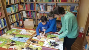 LEKCJE BIBLIOTECZNE – TEATRZYK KAMISHIBAI I ORIGAMI